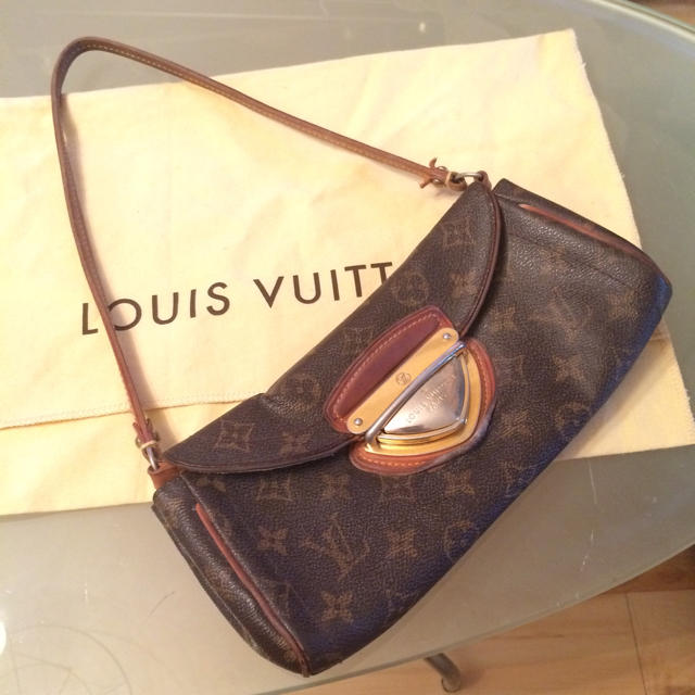 LOUIS VUITTON(ルイヴィトン)のルイヴィトンビバリーショルダーバッグ レディースのバッグ(ショルダーバッグ)の商品写真