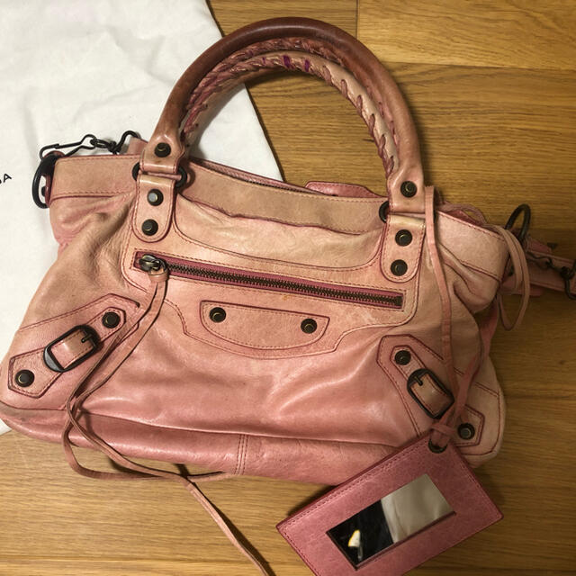 BALENCIAGA BAG(バレンシアガバッグ)のバレンシアガ レディースのバッグ(ショルダーバッグ)の商品写真