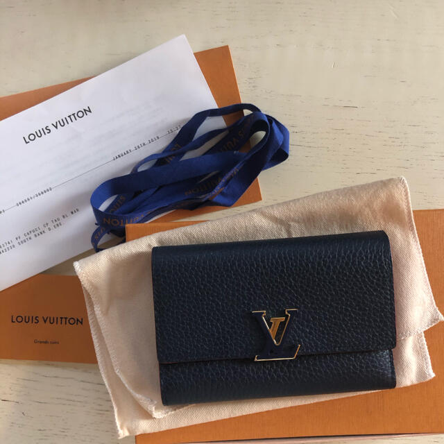 LOUIS 財布 ポルトフォイユ カプシーヌの通販 by Meimei｜ルイヴィトンならラクマ VUITTON - 美品 ルイヴィトン 国産大特価