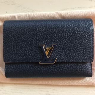 ルイヴィトン(LOUIS VUITTON)の美品　ルイヴィトン  財布　ポルトフォイユ　カプシーヌ(財布)