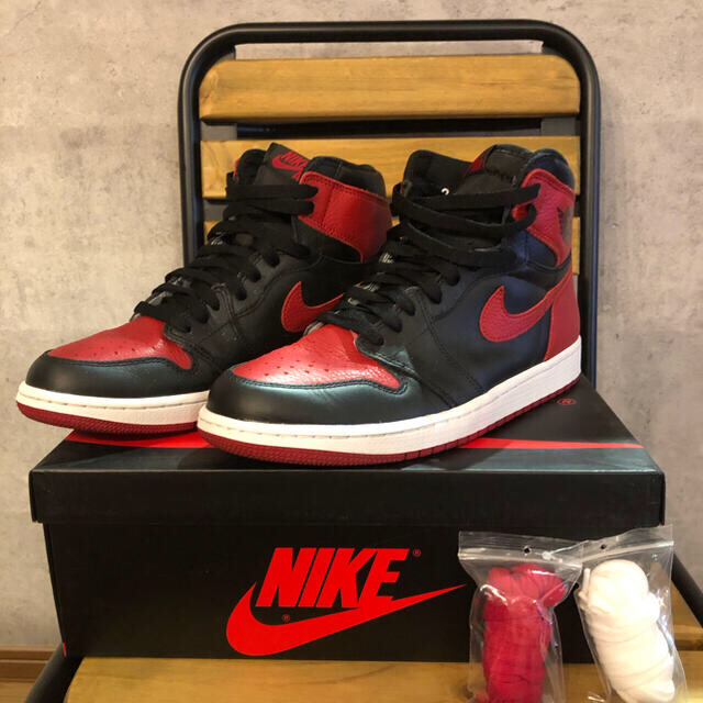 AIR JORDAN 1 RETRO HIGH OG BRED BANNED靴/シューズ
