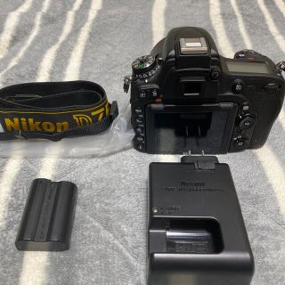 ニコン(Nikon)のNikon D750 ボディ 箱無し 値下げ交渉可(デジタル一眼)