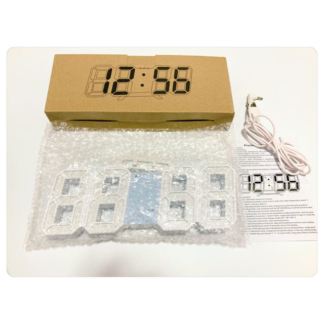 3D 置き時計 壁掛け時計 デジタルled インテリア 白 ホワイト　インスタ インテリア/住まい/日用品のインテリア小物(置時計)の商品写真