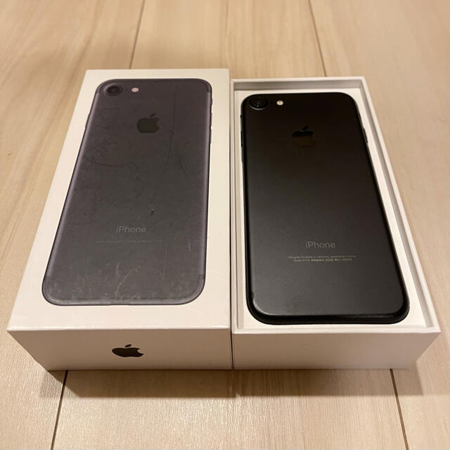 32GBカラーSIMフリー化済 iPhone 7 32GB ブラック