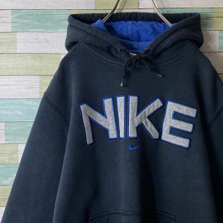 ナイキ(NIKE)の【希少デザイン】NIKE デカロゴ刺繍 スウェット パーカー L 古着 人気(パーカー)