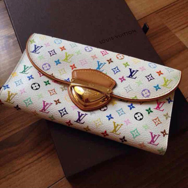 LOUIS VUITTON(ルイヴィトン)のヴィトン♡マルチ♡財布 レディースのファッション小物(財布)の商品写真