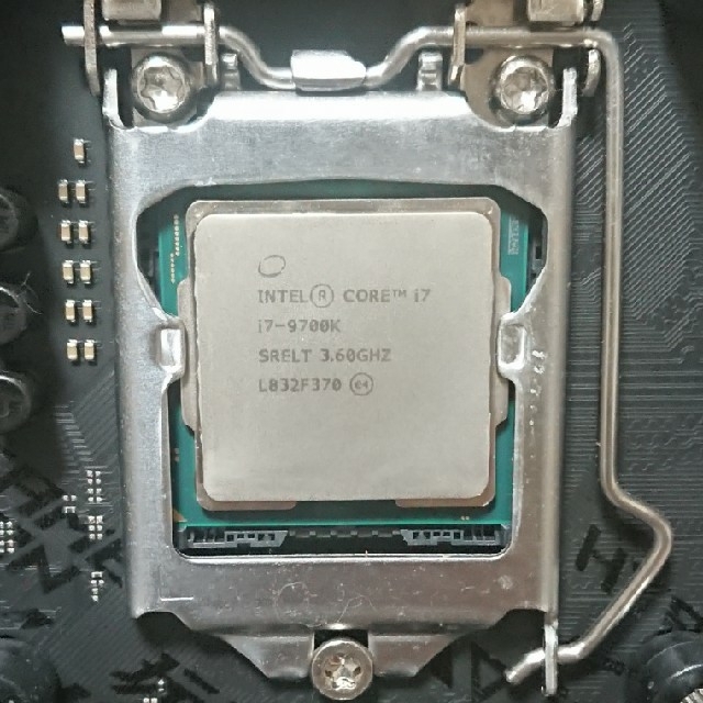 インテル CPU Corei7-9700K マザボ、CPUクーラーセット