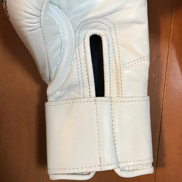 BOXER ボクサー ボクシンググローブ8oz イサミ BOXER ボクサー ボクシンググローブ8oz イサミ