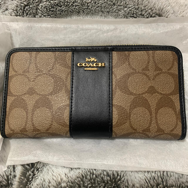 COACH ラウンドファスナー　長財布