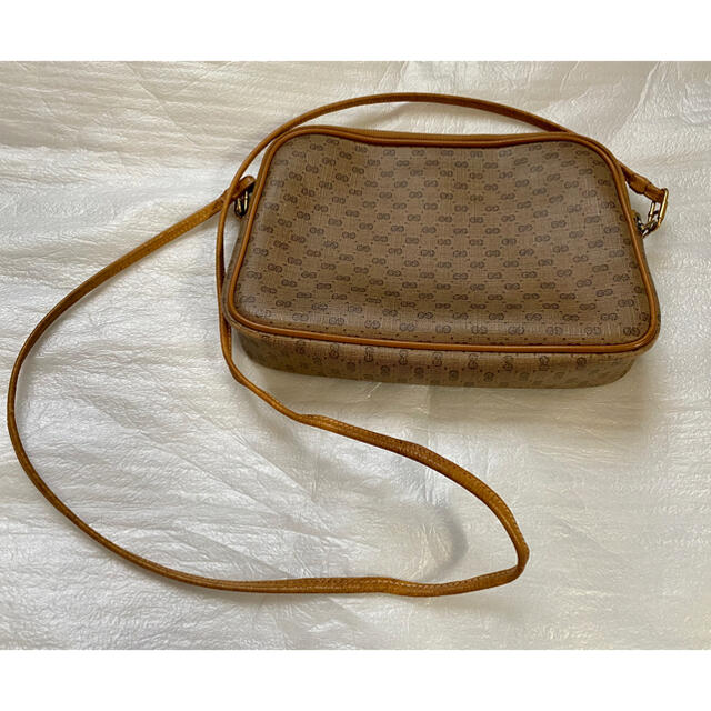 Gucci(グッチ)のGUCCI オールドグッチ ショルダーバッグ レディースのバッグ(ショルダーバッグ)の商品写真