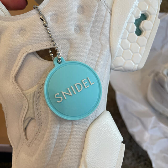 SNIDEL(スナイデル)のsnidel Reebok ポンプ コラボスニーカー レディースの靴/シューズ(スニーカー)の商品写真