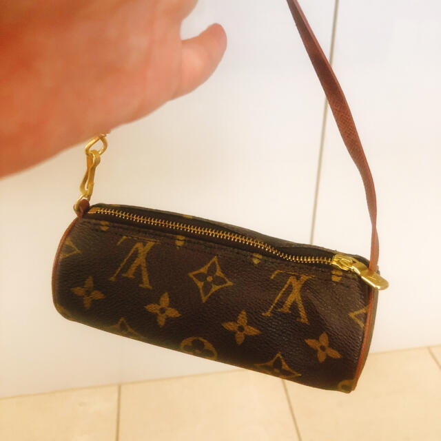 LOUIS VUITTON(ルイヴィトン)のルイヴィトン　ポーチ レディースのファッション小物(ポーチ)の商品写真