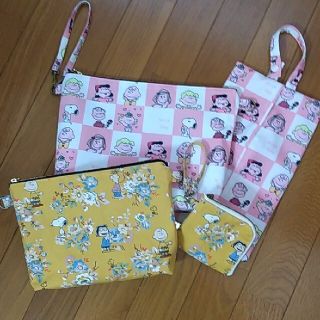 スヌーピー(SNOOPY)のぴよちゃん様専用ページ　スヌーピーボックスティッシュケース　　ハンドメイド(ティッシュボックス)