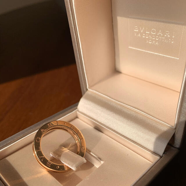 BVLGARI(ブルガリ)のまりな様専用【正規品】BVLGARI　リング　ビーゼロワン レディースのアクセサリー(リング(指輪))の商品写真