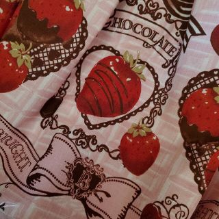 「BABY strawberry loves chocolate柄 JSK」に近い商品