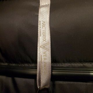 arc'teryx veilance monitor down coat(マウンテンパーカー)