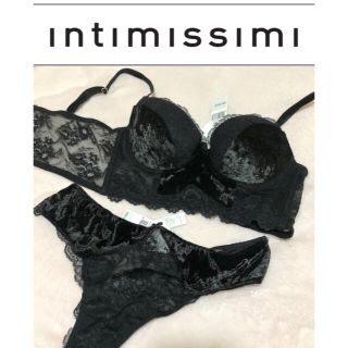 ヴィクトリアズシークレット(Victoria's Secret)の【新品未着用タグ付き】Intimissimi インティミッシミ  ブラジャー(ブラ&ショーツセット)