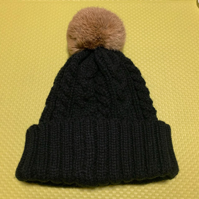 ニット帽  ボンボン付き レディースの帽子(ニット帽/ビーニー)の商品写真