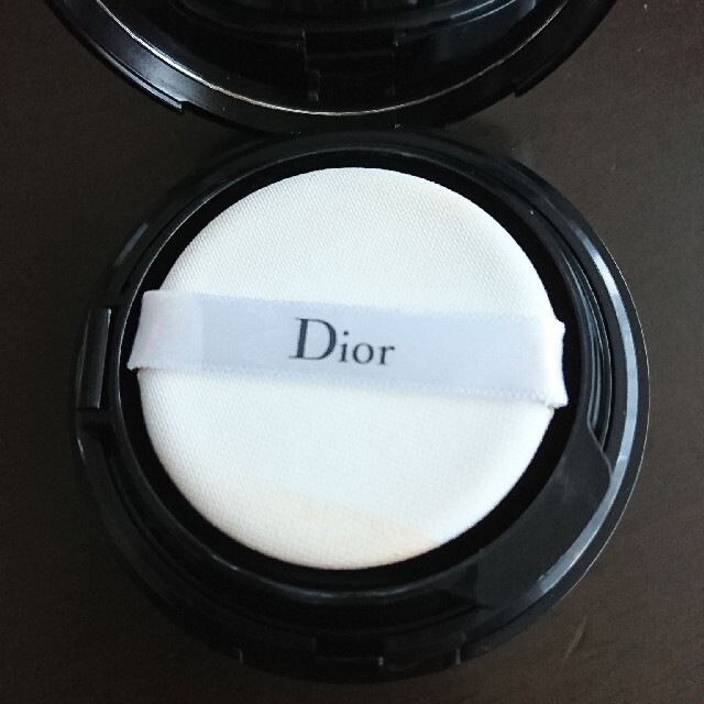 Dior(ディオール)のDior クッション ファンデーション 限定品 コスメ/美容のベースメイク/化粧品(ファンデーション)の商品写真