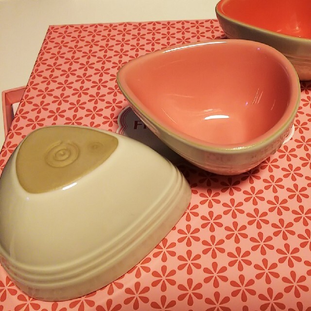 LE CREUSET - ル・クルーゼ フルールペタルディッシュ 5個入りの通販 ... ル・クルーゼ フルールペタルディッシュ 5個入り