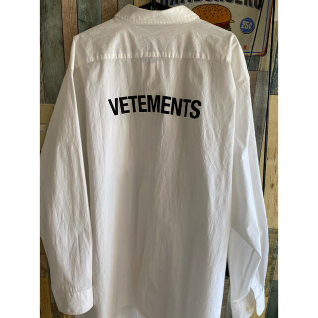 トップスvetements オーバーサイズ シャツ 正規品