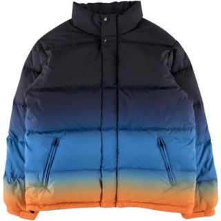 シュプリーム(Supreme)の【美品】Supreme Gradient puffy jacket(ダウンジャケット)