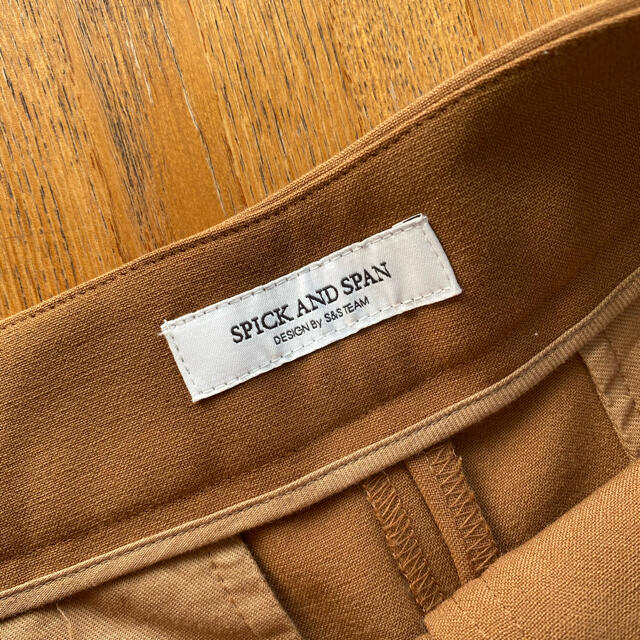 Spick & Span(スピックアンドスパン)のSpick and Span  フロントタッククロップドパンツ レディースのパンツ(クロップドパンツ)の商品写真