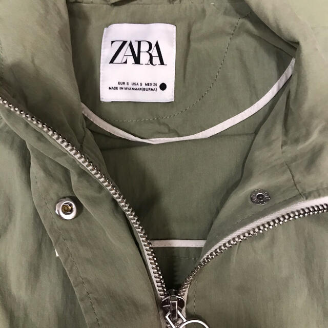 ZARA(ザラ)のいろはす様専用　ZARA ミリタリージャケット レディースのジャケット/アウター(ミリタリージャケット)の商品写真