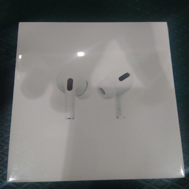 新品　air pods pro　2個セット スマホ/家電/カメラのオーディオ機器(ヘッドフォン/イヤフォン)の商品写真