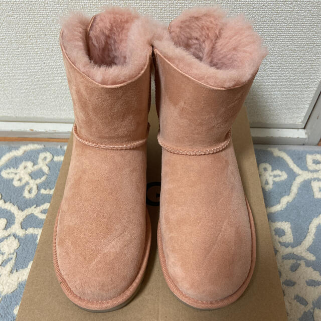 ムートンブーツ薄ピンク　UGGブーツ　11センチ　キラキララメ　★レアです★