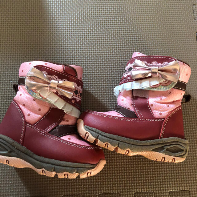 OshKosh(オシュコシュ)の冬用　ブーツ　子供用　OSHKOSH スノーブーツ キッズ/ベビー/マタニティのベビー靴/シューズ(~14cm)(ブーツ)の商品写真