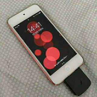 アップル(Apple)の【ゆうさん用】ipod touch 第7世代 128GB PRODUCT RED(ポータブルプレーヤー)