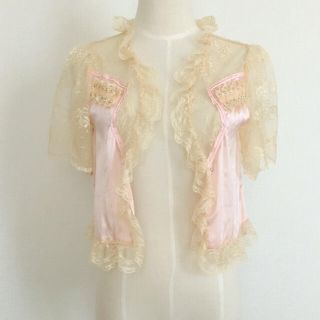 ナイン(NINE)の♡美品♡NINE♡シルクレーストップス♡(ボレロ)