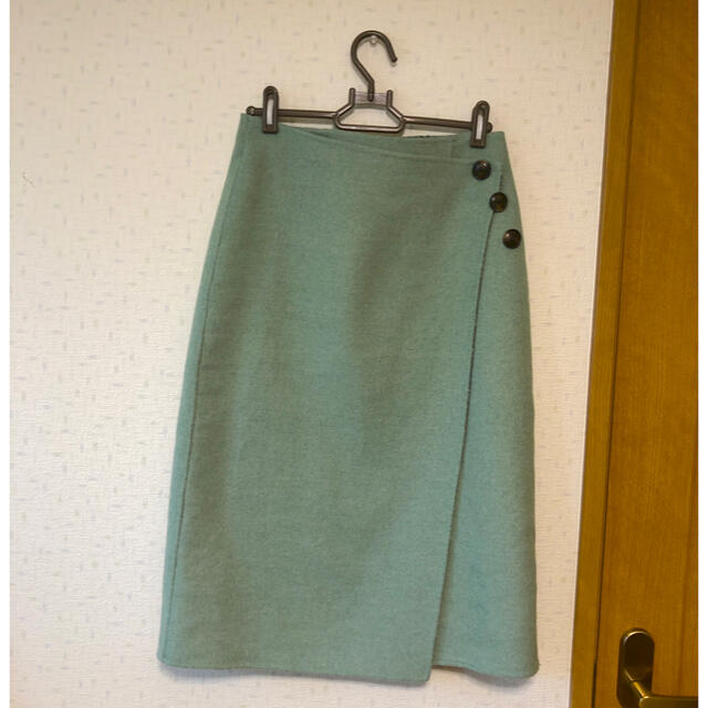 PLST(プラステ)の　プラステ　ウールブレンドリバーシブル2WAYスカート  レディースのスカート(ひざ丈スカート)の商品写真