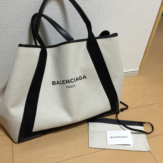 Balenciaga(バレンシアガ)のバレンシアガ トート 最終値下げ レディースのバッグ(トートバッグ)の商品写真