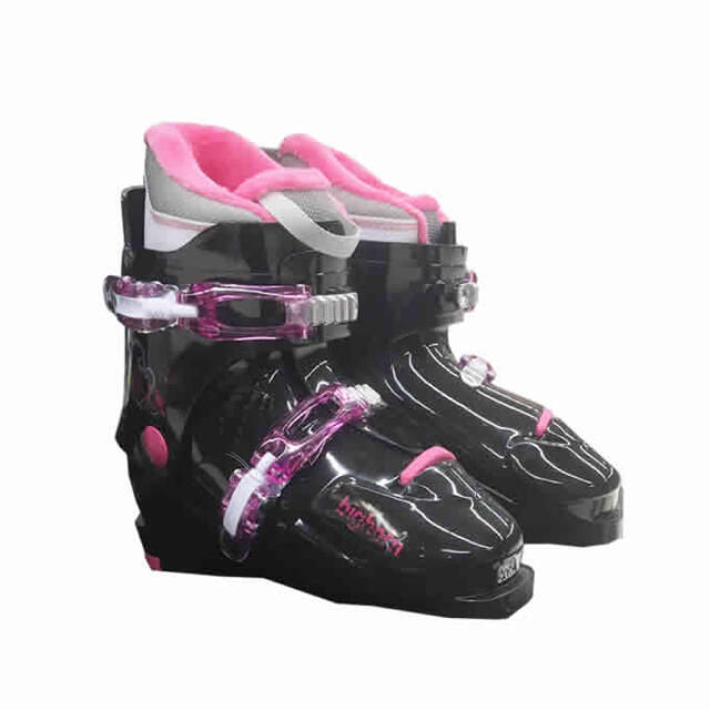ヒロ様専用　新品未使用　子供スキー靴　20センチ　ピンク スポーツ/アウトドアのスキー(ブーツ)の商品写真
