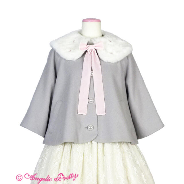 Angelic Pretty(アンジェリックプリティー)のアンジェリック プリティ Dollyケープコート レディースのジャケット/アウター(ポンチョ)の商品写真