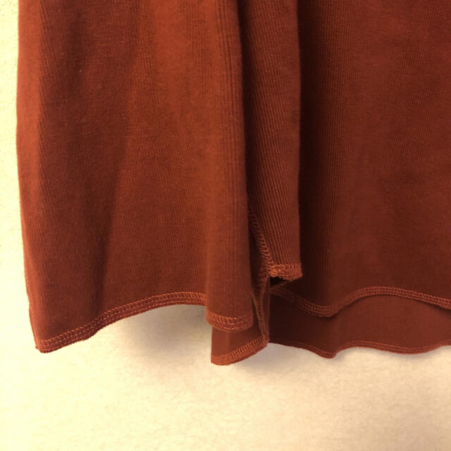 ★新品★ yleve コットンリブプルオーバー　red brown レディースのトップス(カットソー(長袖/七分))の商品写真