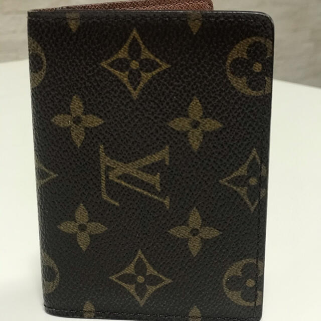 LOUIS VUITTON(ルイヴィトン)のルイヴィトン　パスケース　中古 レディースのファッション小物(名刺入れ/定期入れ)の商品写真