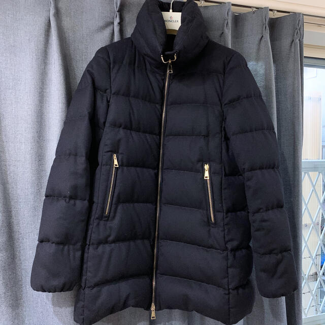 MONCLER(モンクレール)の明日まで特別セール！MONCLER モンクレール　ロングダウン レディースのジャケット/アウター(ダウンコート)の商品写真