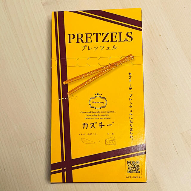 KALDI(カルディ)の新品 カズチー プレッツェル PRETZELS くんせいカズノコ×チーズ 3箱組 食品/飲料/酒の食品(菓子/デザート)の商品写真