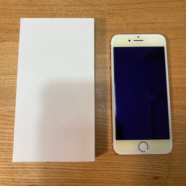 iPhone(アイフォーン)のiphone8 256gb SIMフリー スマホ/家電/カメラのスマートフォン/携帯電話(スマートフォン本体)の商品写真