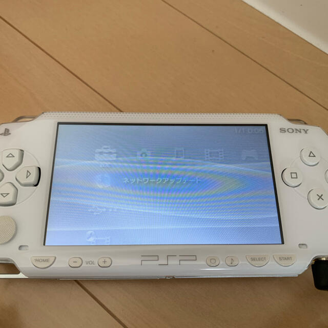公式 PSP1000 本体 +ケーブル +メモリースティック32MB +512MB cominox