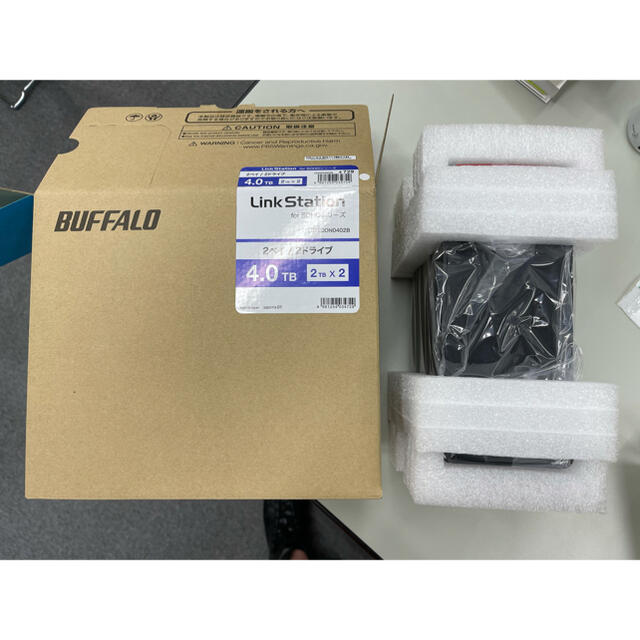 Buffalo(バッファロー)のバッファロー　Link Station LS220DN0402B スマホ/家電/カメラのPC/タブレット(PC周辺機器)の商品写真