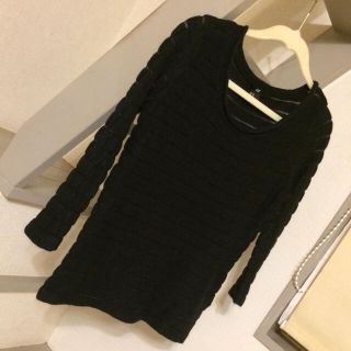 エイチアンドエム(H&M)の【H＆M】アンゴラ混 ボーダー柄透かし編み 黒 セーター(ニット/セーター)