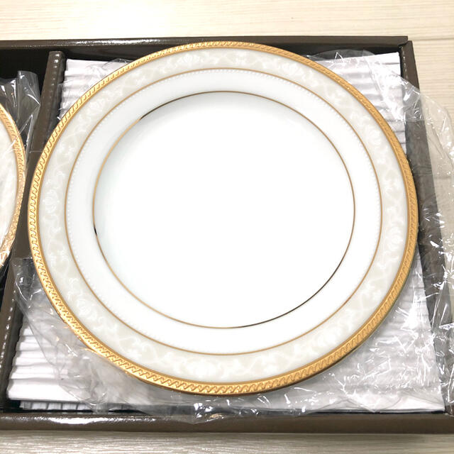 Noritake(ノリタケ)のNoritake ノリタケ ハンプシャーゴールド パン皿 5枚セット インテリア/住まい/日用品のキッチン/食器(食器)の商品写真