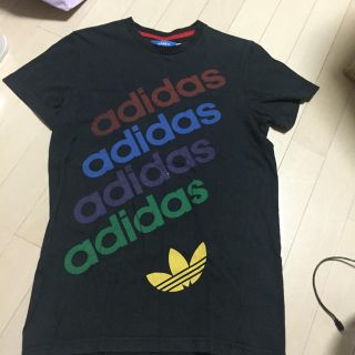 アディダス(adidas)のアディダス カラフル Tシャツ(Tシャツ/カットソー(半袖/袖なし))