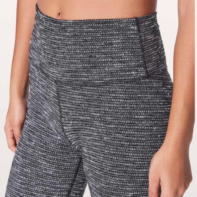 lululemon(ルルレモン)のlululemon ルルレモン ワンダーアンダー レギンス 新品未使用 レディースのレッグウェア(レギンス/スパッツ)の商品写真