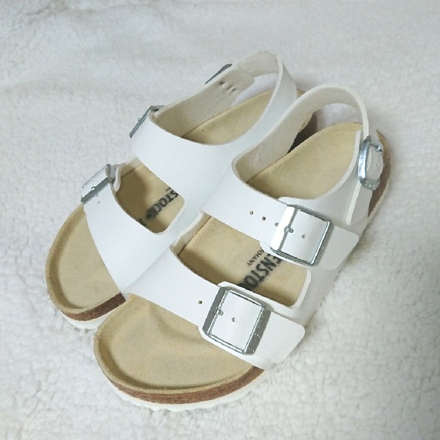 BIRKENSTOCK(ビルケンシュトック)のビルケンシュトック サンダル 白 レディース レディースの靴/シューズ(サンダル)の商品写真