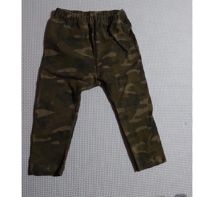 UNIQLO(ユニクロ)のUNIQLO レギンス(カモフラージュ・10分丈) キッズ/ベビー/マタニティのベビー服(~85cm)(パンツ)の商品写真